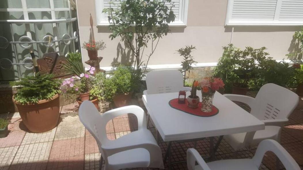 The Blacksmith'S Guesthouse Shkoder Bagian luar foto